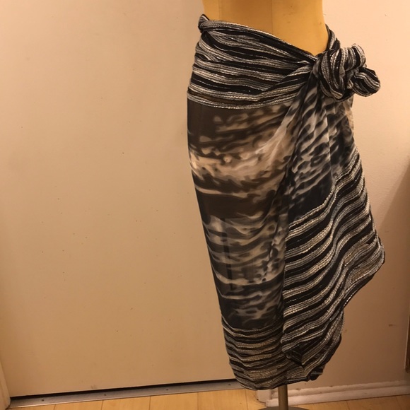 collectioneighteen Dresses & Skirts - 💥COLLECTIONEIGHTEEN 🏖 vacation SARONG/ Skirt NWT